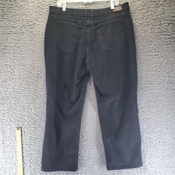 Lee Jeans Women’s Size 16 Short Black Relaxed Straight Leg Comfortable At Waist - Picture 11 of 12